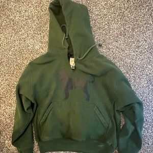 Martha’s Vineyard The Black Dog Sweatshirt